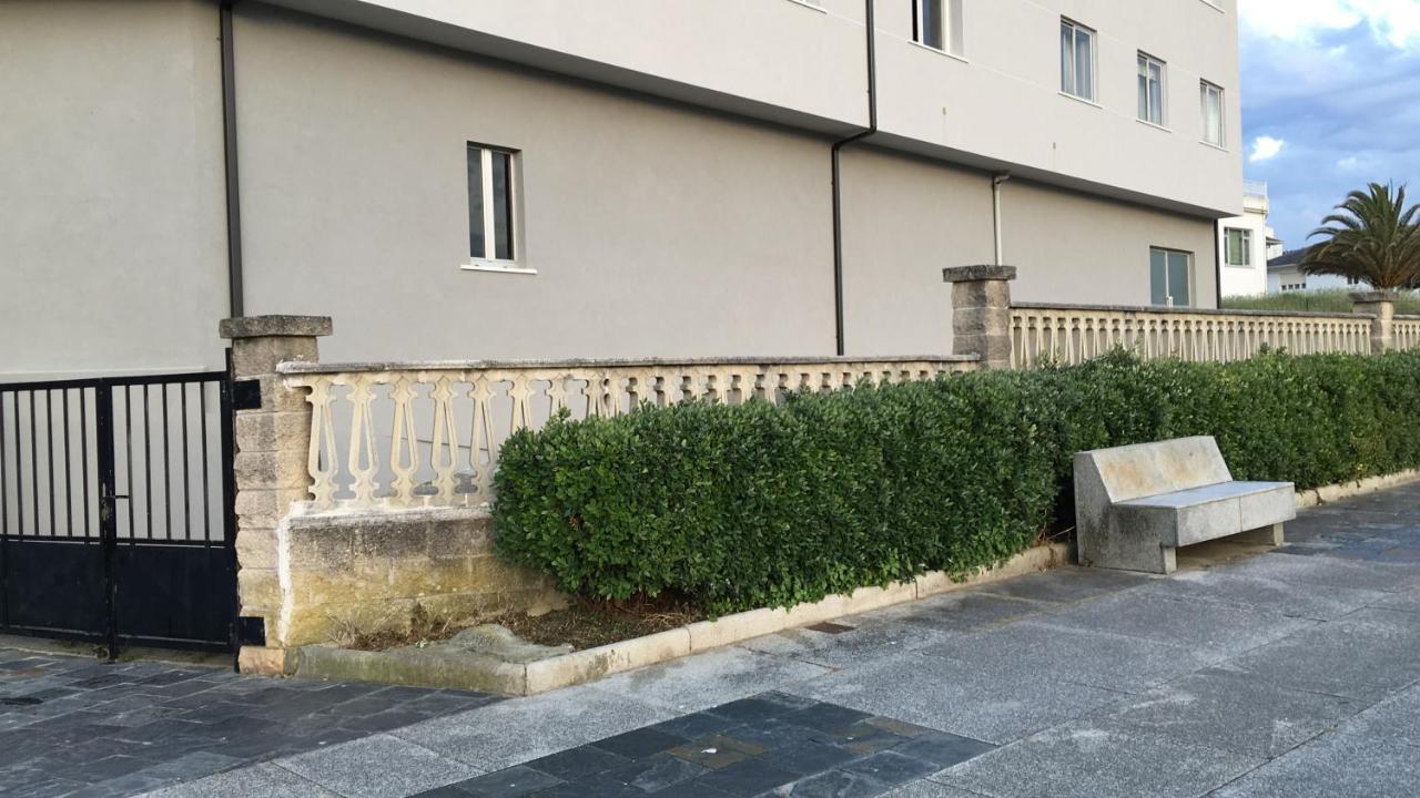 Apartamentos Playa De La Concha 埃斯帕桑特港 外观 照片